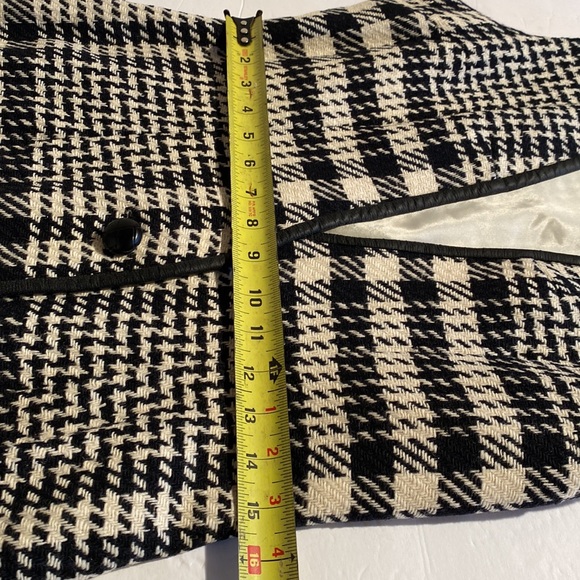 Vintage sleeve less buttons up dress - Picture 4 of 8